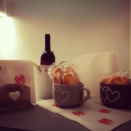 Le Dimore Luxury Rooms Palermo Bagian luar foto