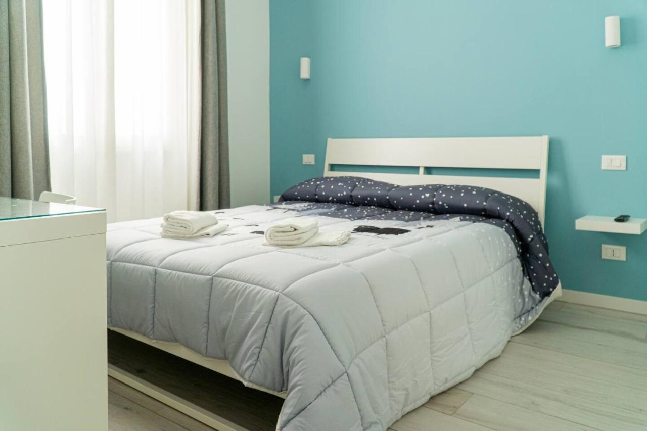 Le Dimore Luxury Rooms Palermo Bagian luar foto