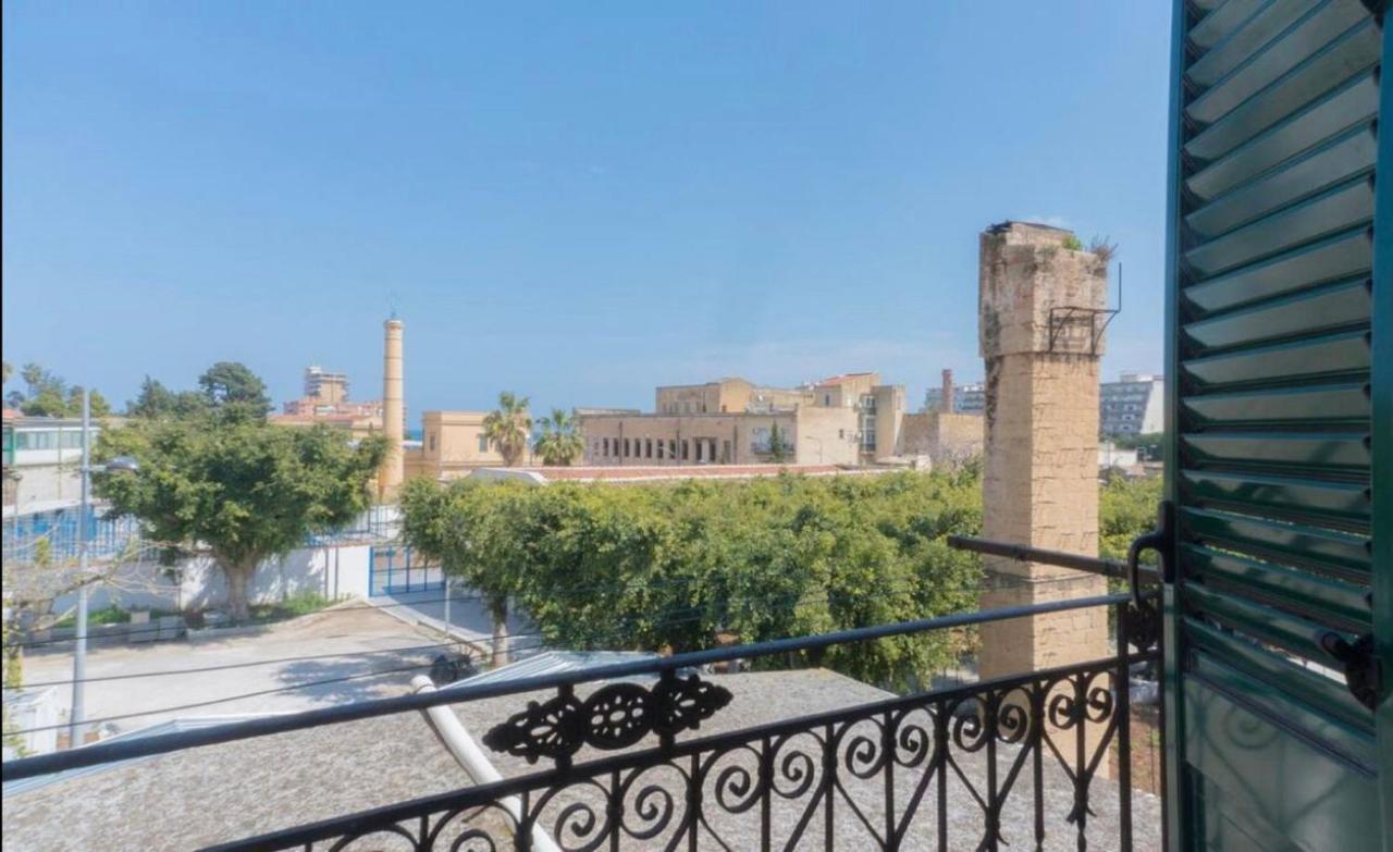 Le Dimore Luxury Rooms Palermo Bagian luar foto