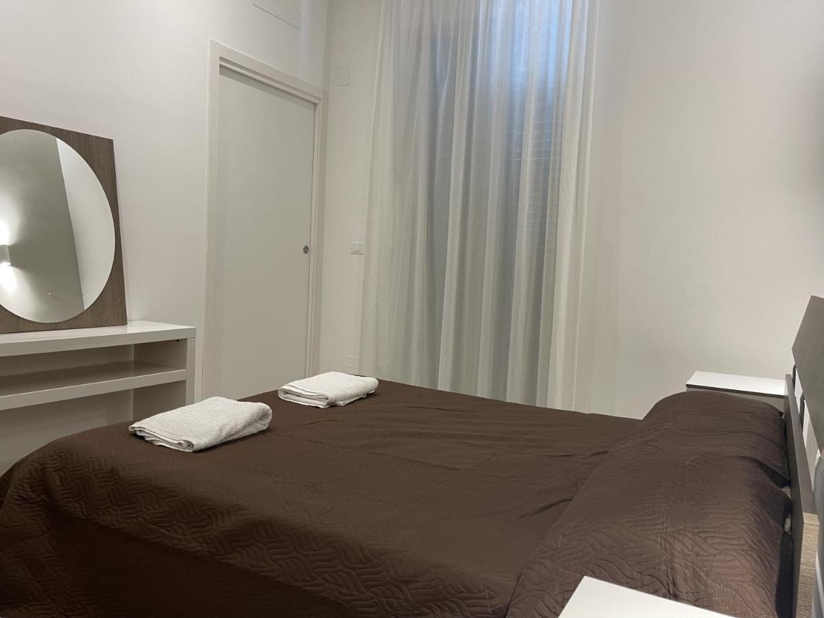 Le Dimore Luxury Rooms Palermo Bagian luar foto